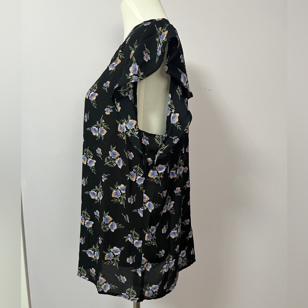 Premise Floral flutter sleeve blouse - Picture 4 of 8